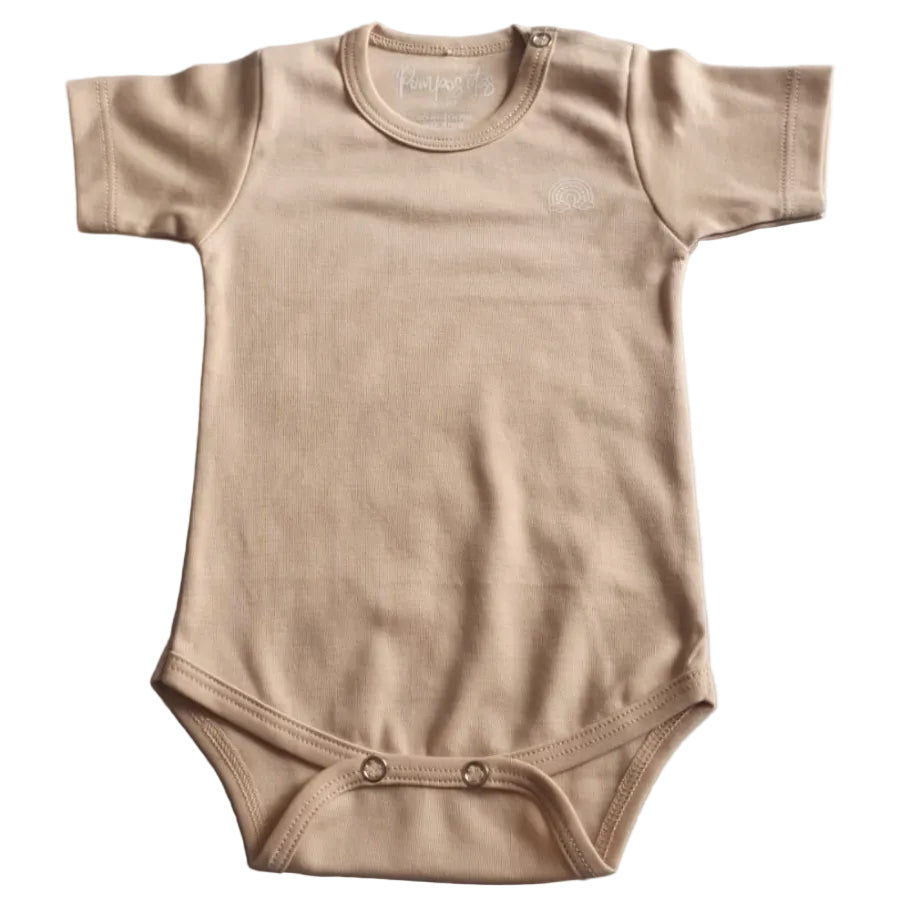 Body manga corta cuello redondo con broche